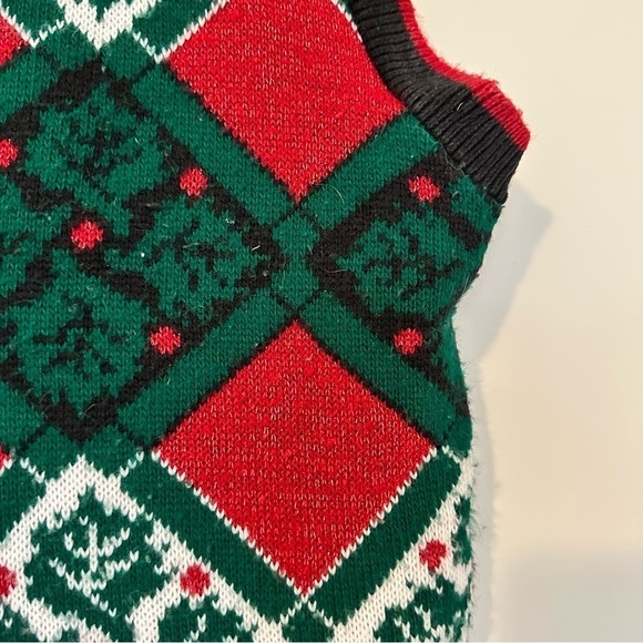 Vintage Holly Metallic Sweater Vest - Picture 5 of 9